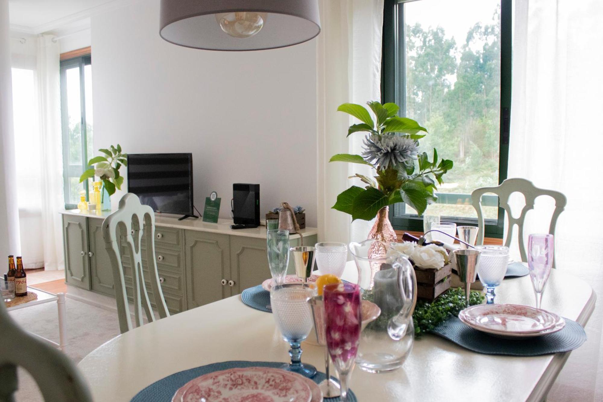 Luxury Singular Apartamento 4 Dormitorios ซานติอาโก เด กอมโปสเตลา ภายนอก รูปภาพ