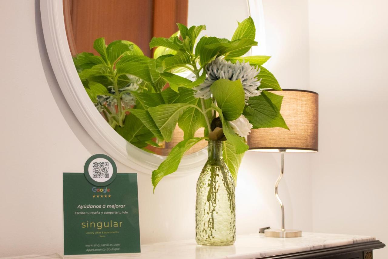 Luxury Singular Apartamento 4 Dormitorios ซานติอาโก เด กอมโปสเตลา ภายนอก รูปภาพ