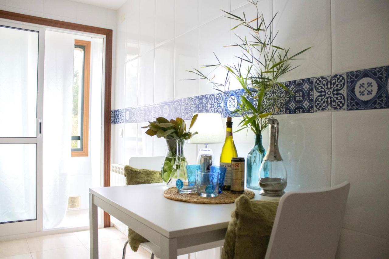 Luxury Singular Apartamento 4 Dormitorios ซานติอาโก เด กอมโปสเตลา ภายนอก รูปภาพ
